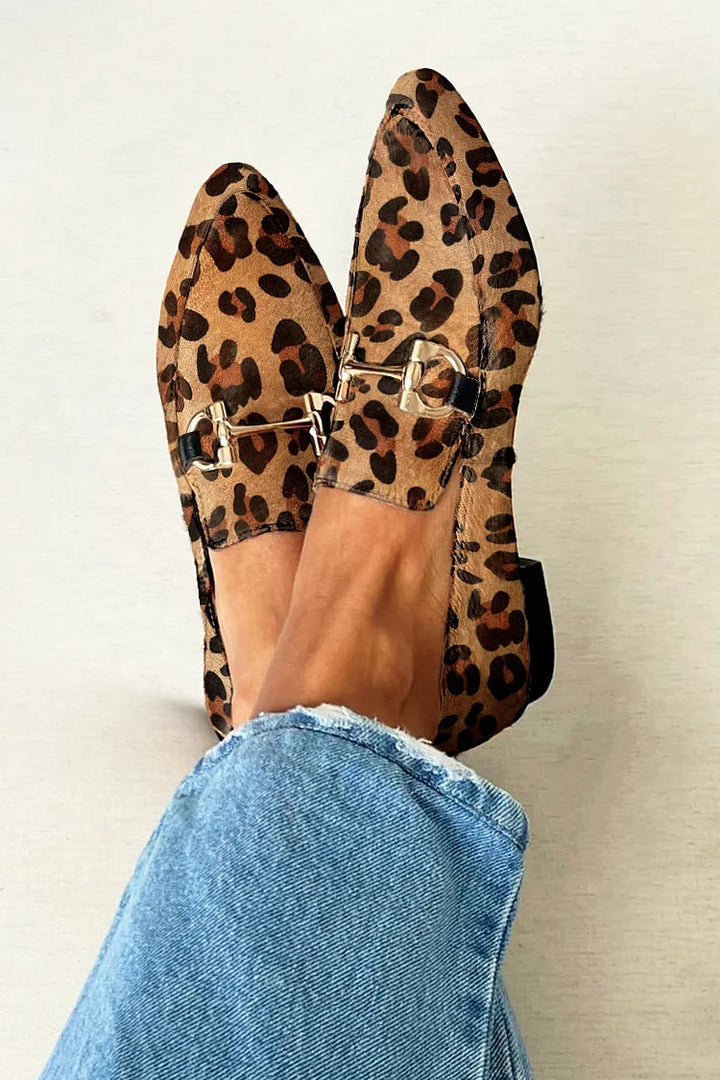 Juul | Sophisticated Printed Loafers with Subtle Details