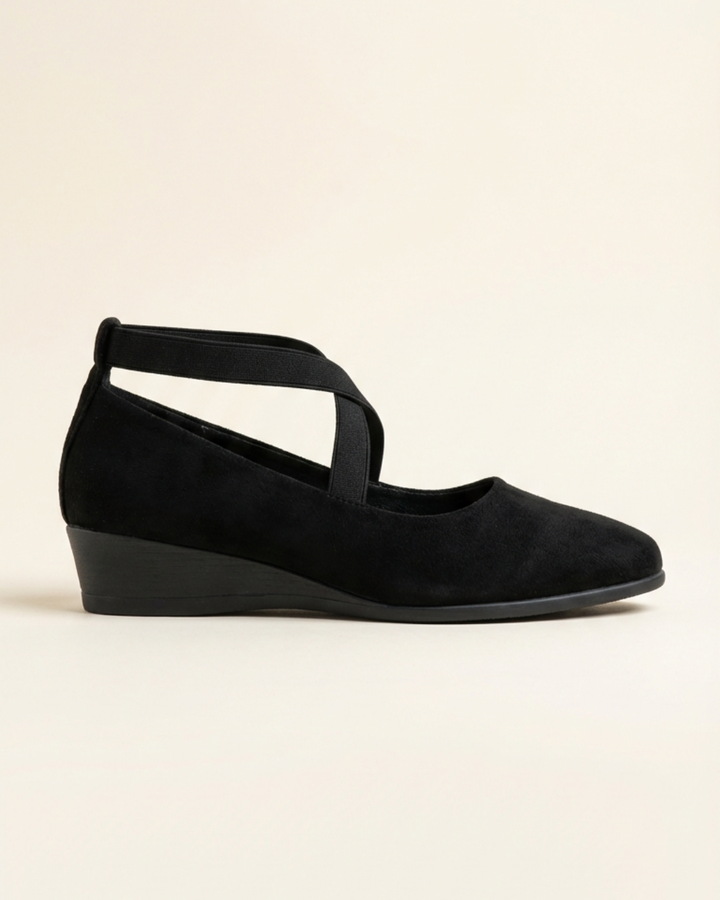 Elodia - Closed-Toe Wedge Flats