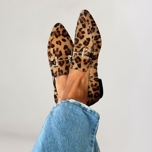 Juul | Sophisticated Printed Loafers with Subtle Details