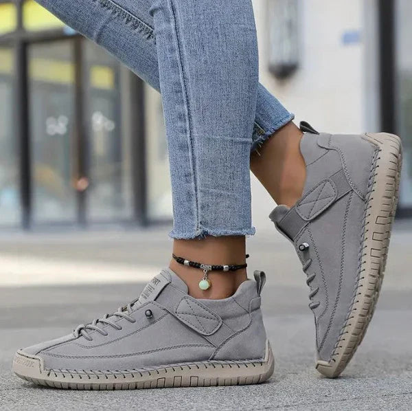 Gisela - Comfortable Faux-Leather Orthopedic Sneakers