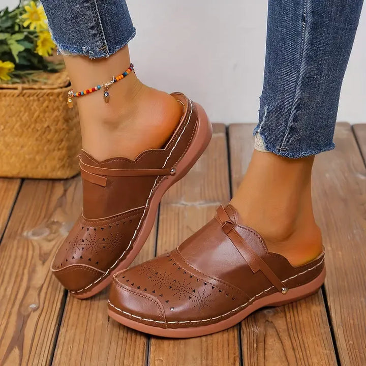 Amelia - Comfortable Handcrafted Clogs